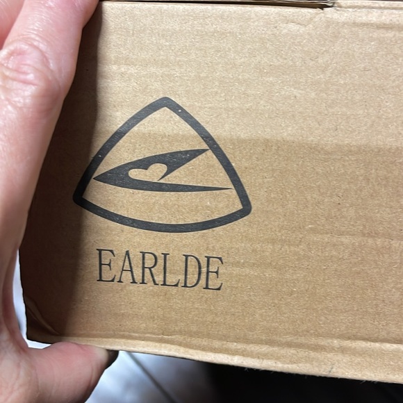 Earlde women snow boots 8 wide - Picture 9 of 11